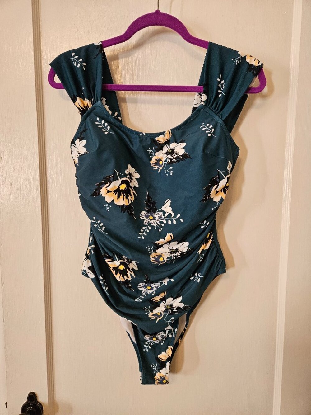 NWT Cupshe Shirred Floral One-Piece Swimsuit - XXL